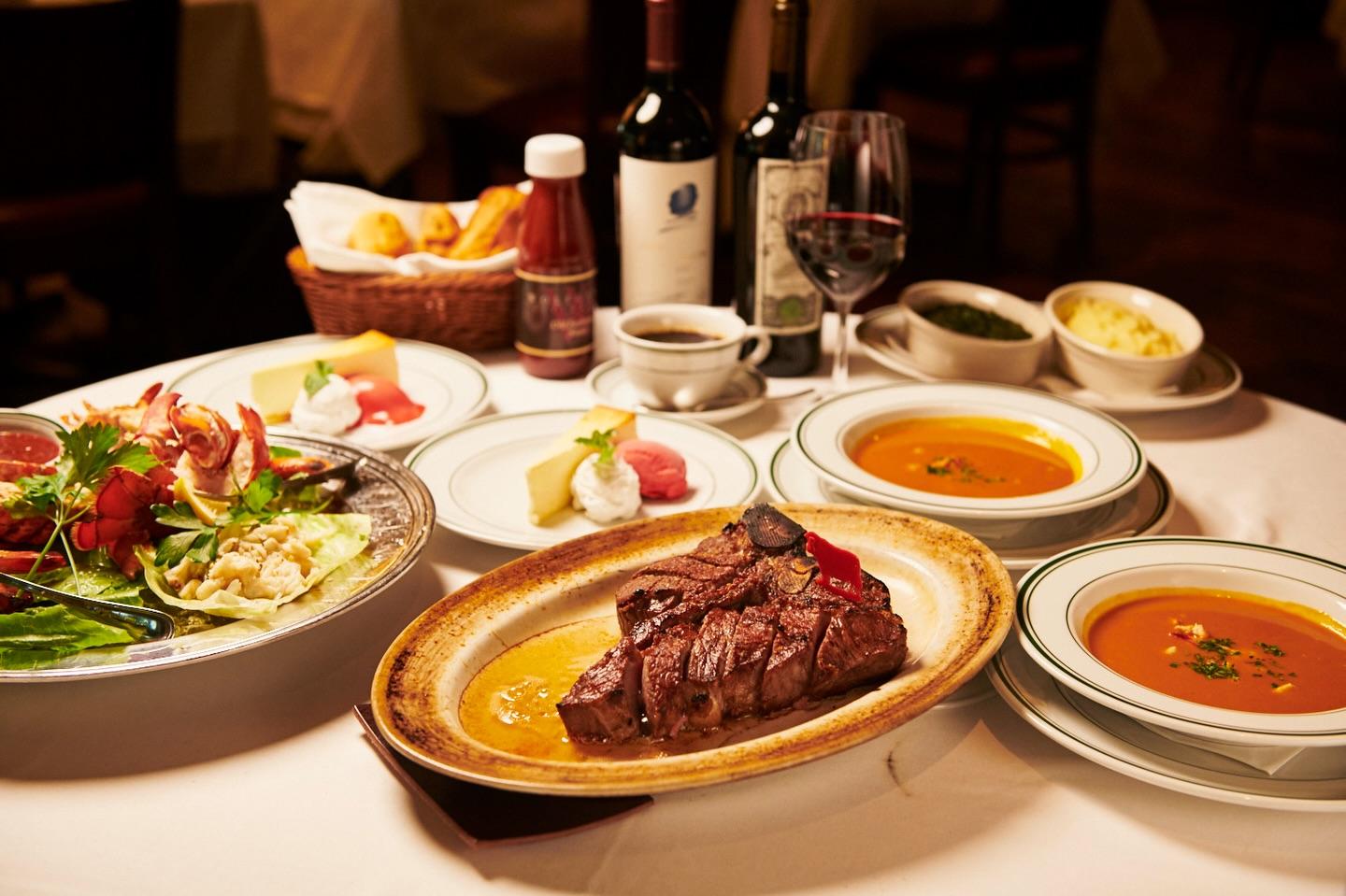 特別なひとときを彩るコース料理もご用意しております。