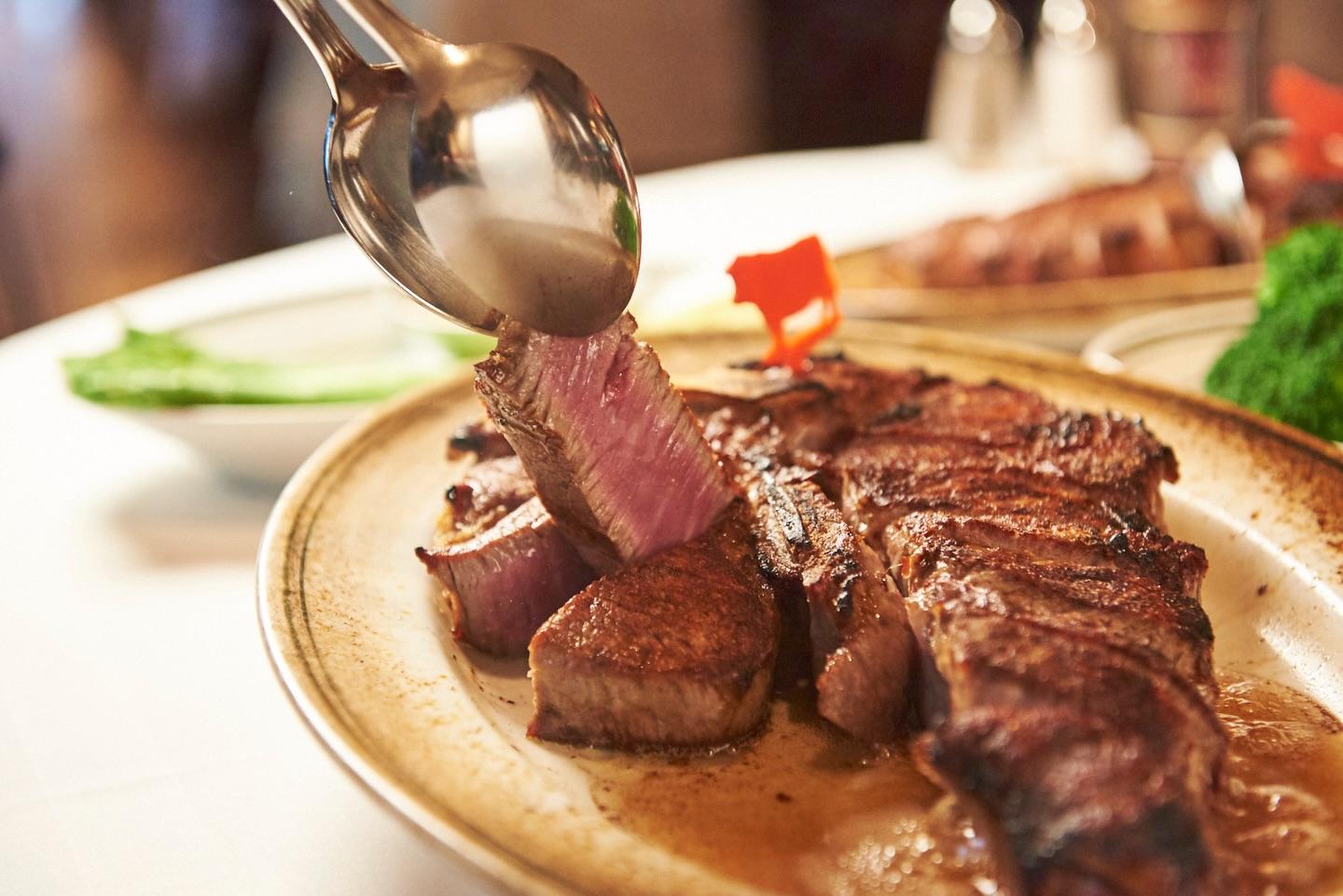 香り、音、そして味わいまで――五感で楽しむ一皿。